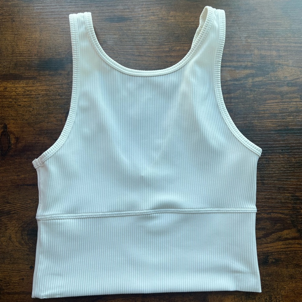Lululemon power pivot size 2